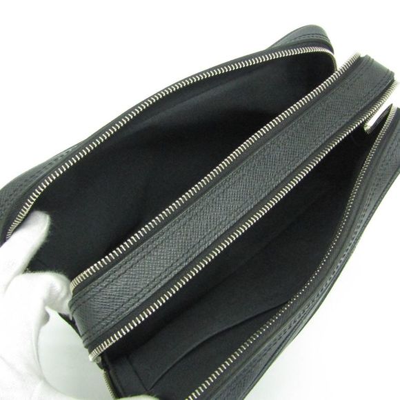 Louis Vuitton Pavel Black Leather Clutch Bag (Pre-Owned) - Picture 6 of 10